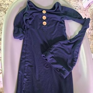 Caden Lane Dark Navy Knotted Gown with Hat